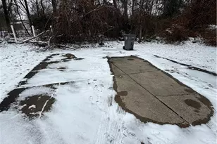 1870 Cordova Ave, Youngstown, OH 44504 - Photo 20