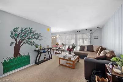 1682 Wakefield Drive, Akron, OH 44320 - Photo 6