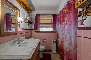 1410 Colonial Blvd NE, Canton, OH 44714 - Photo 16