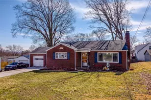 1410 Colonial Blvd NE, Canton, OH 44714 - Photo 2