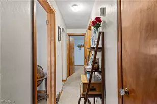 1410 Colonial Blvd NE, Canton, OH 44714 - Photo 12