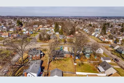 1410 Colonial Boulevard NE, Canton, OH 44714 - Photo 32