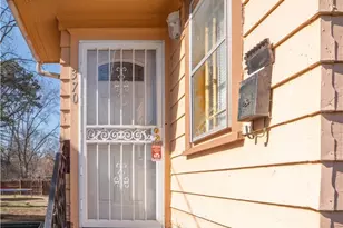 370 Wildwood Ave, Akron, OH 44320 - Photo 18