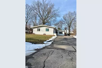 74 Homestead Drive #4, Youngstown, OH 44512 - Photo 1