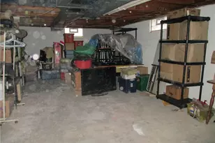 256 Warner Rd, Hubbard, OH 44425 - Photo 10