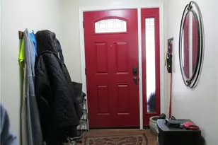 256 Warner Rd, Hubbard, OH 44425 - Photo 2