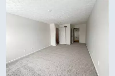 5198 Fairington Avenue, Copley, OH 44321 - Photo 4