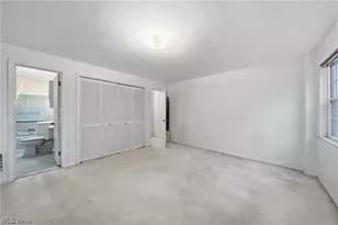 18975 Van Aken Blvd, Huber Heights, OH 44122 - Photo 20