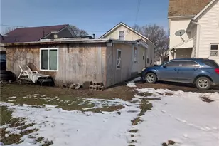 332 Front Ave SW, New Philadelphia, OH 44663 - Photo 2