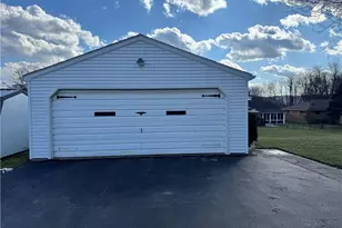 780 Pinetree Cir, East Palestine, OH 44413 - Photo 6