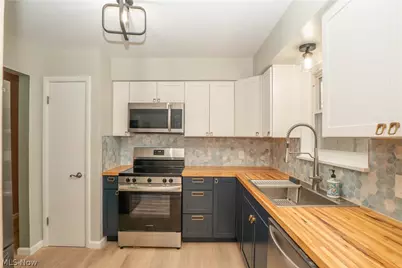 1423 Copley Meadows Drive, Copley, OH 44321 - Photo 10