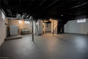 20600 Watson Rd, Maple Heights, OH 44137 - Photo 32