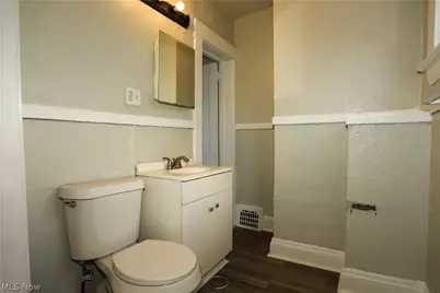 9409 Mount Auburn Avenue, Loveland, OH 44104 - Photo 6