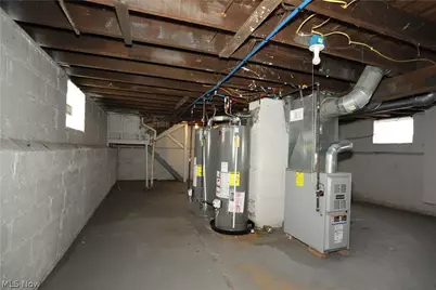 9409 Mount Auburn Avenue, Loveland, OH 44104 - Photo 12