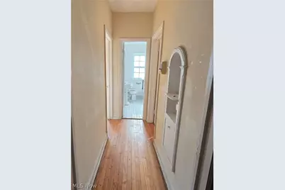 15610 Van Aken Boulevard #18, Huber Heights, OH 44120 - Photo 14