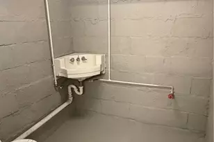 1729 Gambrinus Ave SW, Canton, OH 44706 - Photo 16