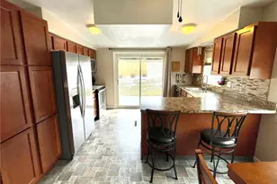 204 May Ln, Wintersville, OH 43953 - Photo 4