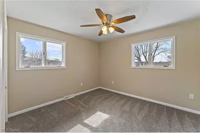 49075 Maple Lane, East Liverpool, OH 43920 - Photo 18