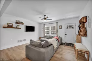 99 Meadowridge Rd, Mogadore, OH 44260 - Photo 8