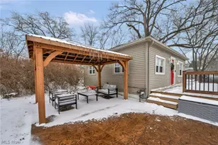 99 Meadowridge Rd, Mogadore, OH 44260 - Photo 4