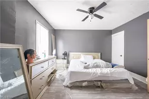 354 Clarendon Ave NW, Canton, OH 44708 - Photo 8