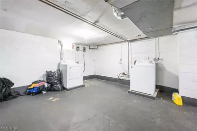 354 Clarendon Avenue NW, Canton, OH 44708 - Photo 12