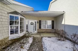 4287 Greenway Trail St NW, Massillon, OH 44647 - Photo 2