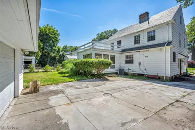 3635 Tolland Road, Huber Heights, OH 44122 - Photo 24