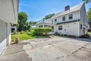 3635 Tolland Rd, Huber Heights, OH 44122 - Photo 24