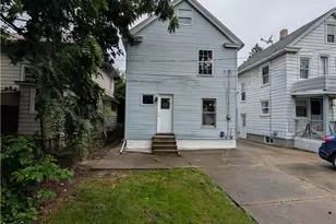 807 Woodland Ave, Elyria, OH 44035 - Photo 2