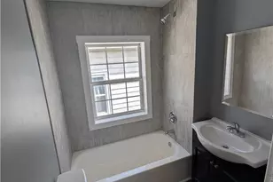 807 Woodland Ave, Elyria, OH 44035 - Photo 18