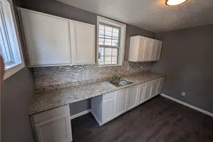 807 Woodland Ave, Elyria, OH 44035 - Photo 8