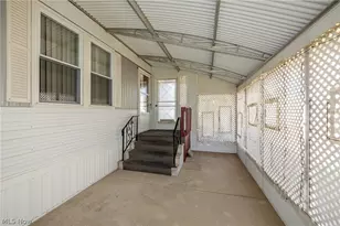 61 Park Way St, Olmsted Twp, OH 44138 - Photo 14