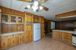 61 Park Way St, Olmsted Twp, OH 44138 - Photo 8