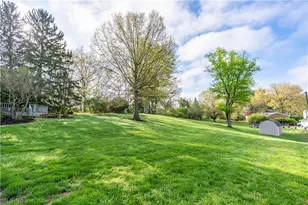 2240 Devonshire Dr NW, Canton, OH 44708 - Photo 34