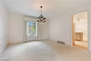 2240 Devonshire Dr NW, Canton, OH 44708 - Photo 6