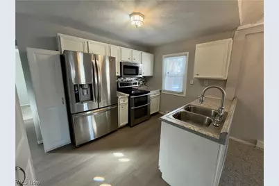 142 1/2 Beaver Court, Amherst, OH 44001 - Photo 12