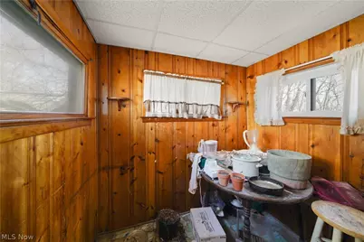 2407 Trussit Avenue, Youngstown, OH 44505 - Photo 4