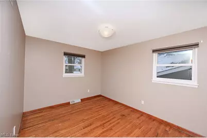 23993 Fairlawn Drive, North Olmsted, OH 44070 - Photo 14