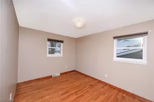 23993 Fairlawn Dr, North Olmsted, OH 44070 - Photo 14