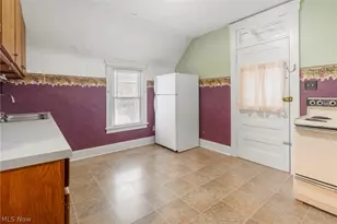 2112 Iris Ct NW, Canton, OH 44709 - Photo 12