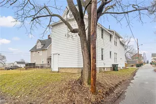 2112 Iris Ct NW, Canton, OH 44709 - Photo 26