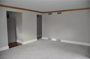 7615 Stuhldreher St NW, Massillon, OH 44646 - Photo 8