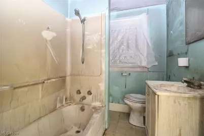 2226 Mahoning Avenue, Warren, OH 44483 - Photo 12