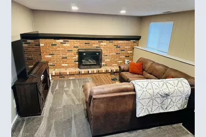 7666 Micawber, Warren, OH 44484 - Photo 10