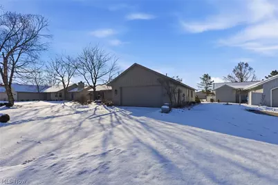 32933 Woodspring Circle, North Ridgeville, OH 44039 - Photo 28