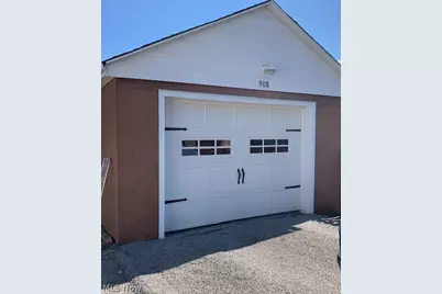 908 Banfield Avenue, Toronto, OH 43964 - Photo 10