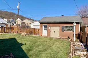908 Banfield Ave, Toronto, OH 43964 - Photo 12