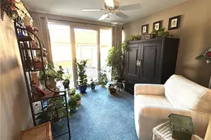 147 Village Ct, Columbiana, OH 44408 - Photo 16