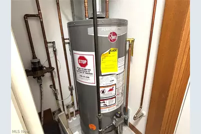 147 Village Court, Columbiana, OH 44408 - Photo 32